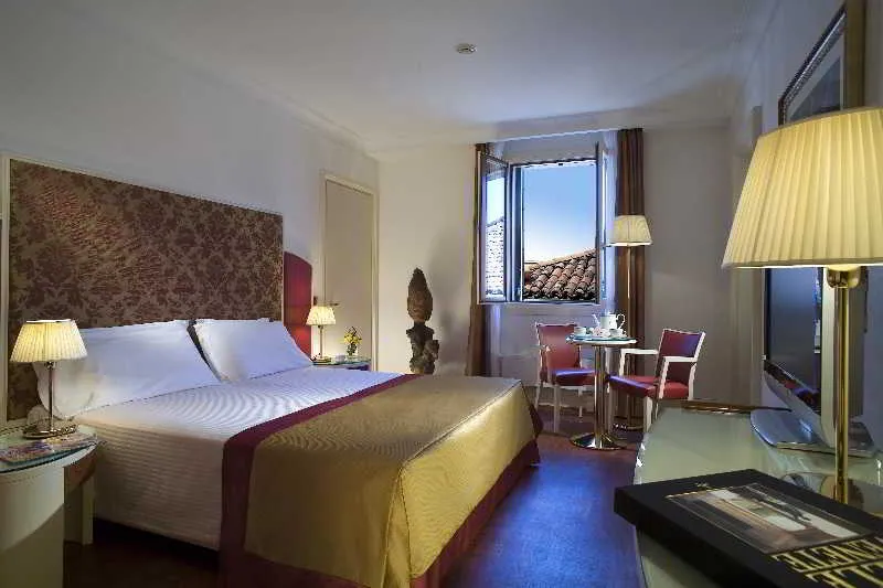 Room, Bonvecchiati, Venice