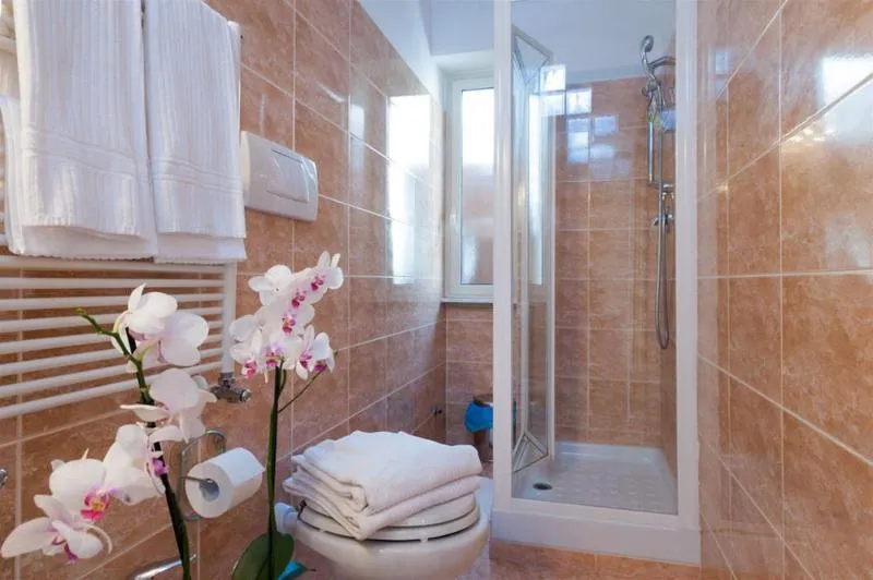 Room, Re di Roma Bed & Breakfast, Naples