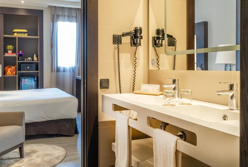 DOUBLE EXECUTIVE Room, Novotel Madrid Center, Madrid