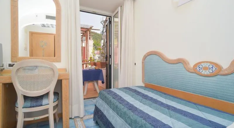 SINGLE STANDARD Room, Albergo Italia, Naples