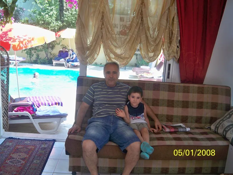 Lobby, Family Apart, Dalaman