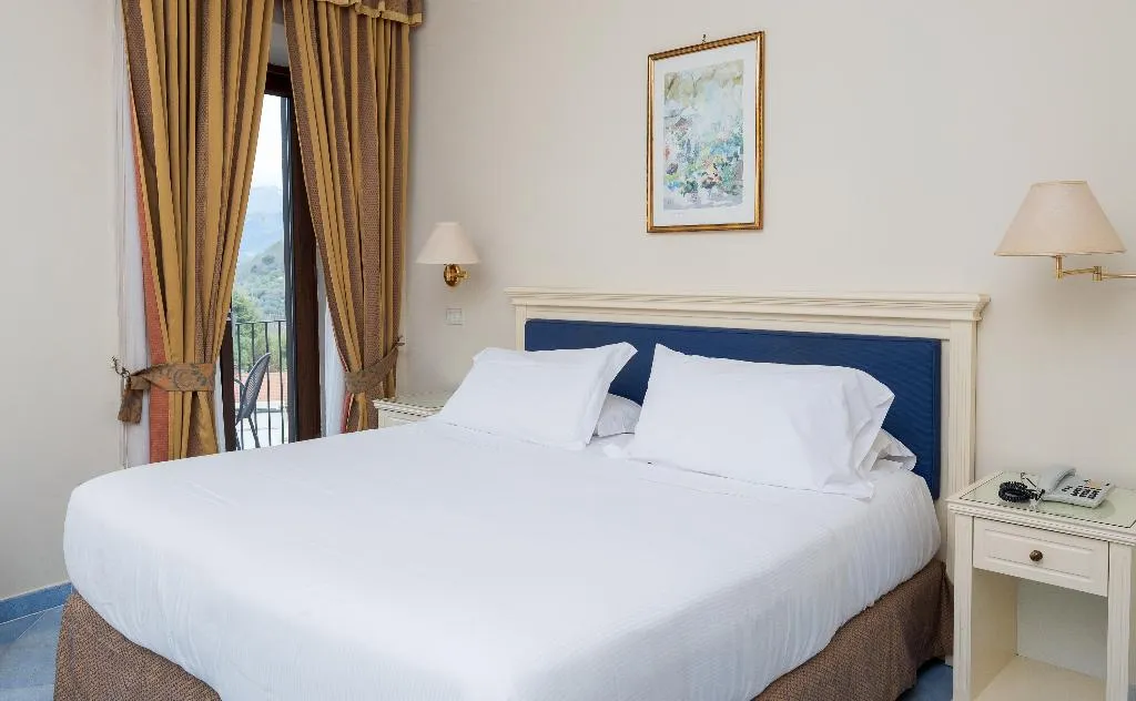 TRIPLE CLASSIC WITH BALCONY Room, Hotel Jaccarino, Naples