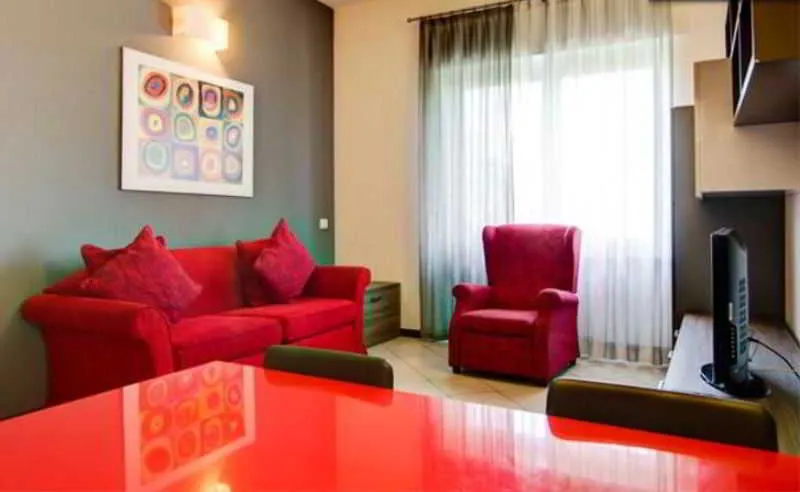 Room, Residence Cenisio, Milan