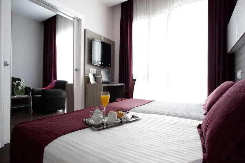 JUNIOR SUITE STANDARD Room, Serrano, Madrid