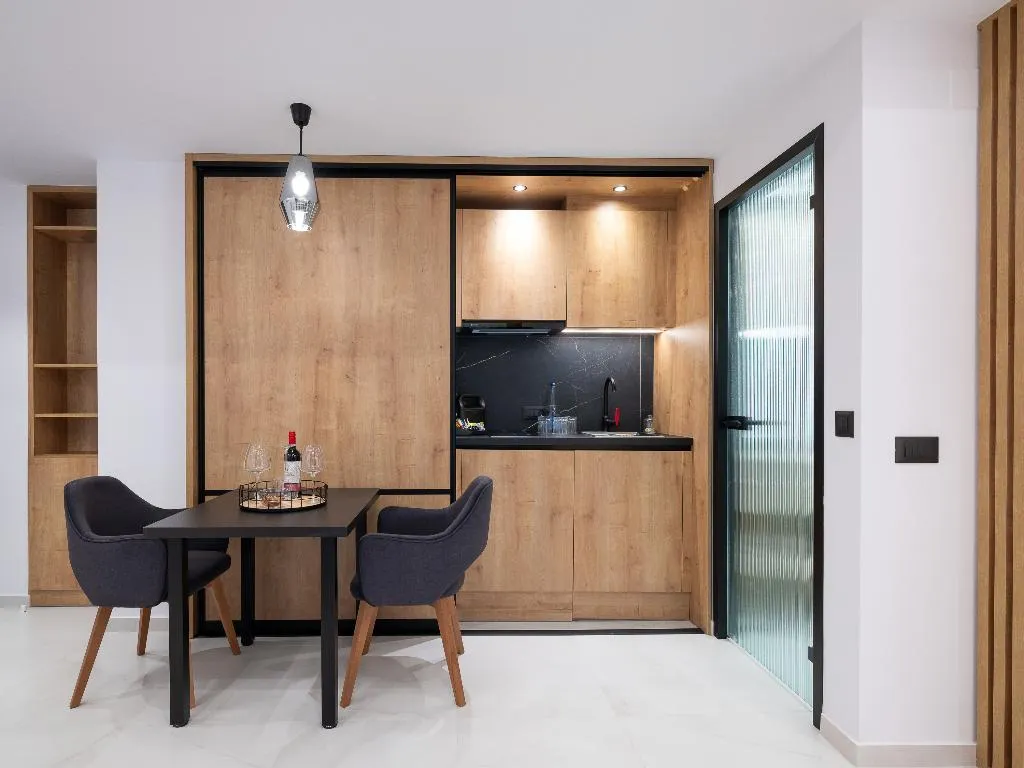 SUITE BASIC Room, Captain Napoleon Paterakis CNP Luxurious Suites, Crete