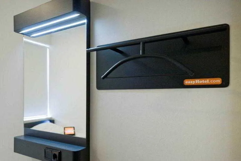 Room, easyHotel Amsterdam City Centre South, Amsterdam