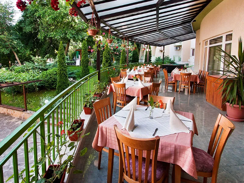 Restaurant, Ljuljak, Varna