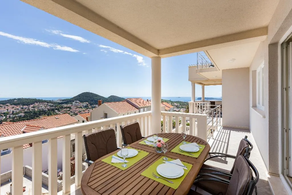 APARTMENT DELUXE TWO BEDROOM Room, Apartments Villa Dadic, Dubrovnik