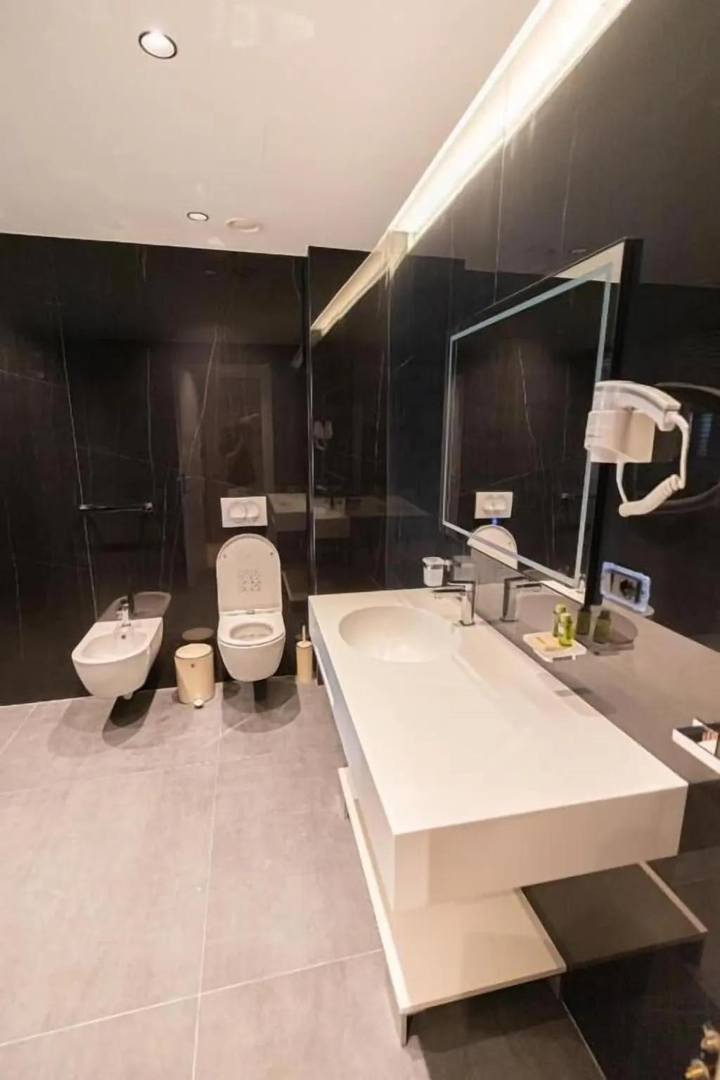 Room, Esbjerg Hotel, Kavaje