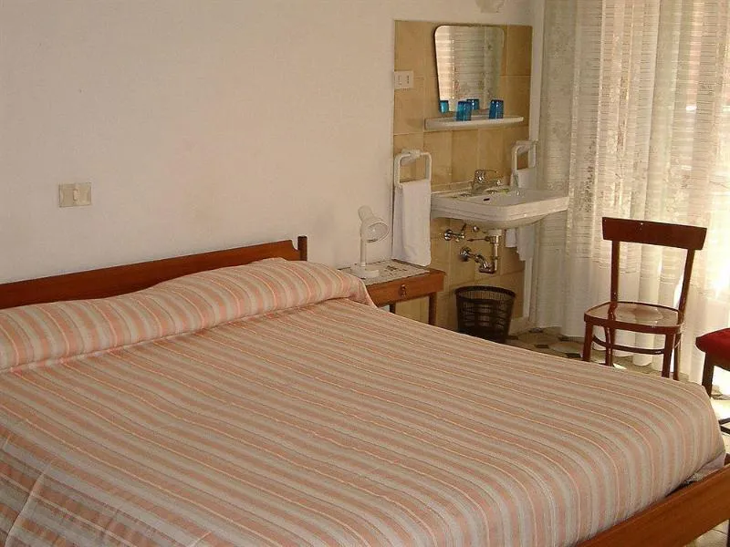 General view, Hotel Casa Peron, Venice