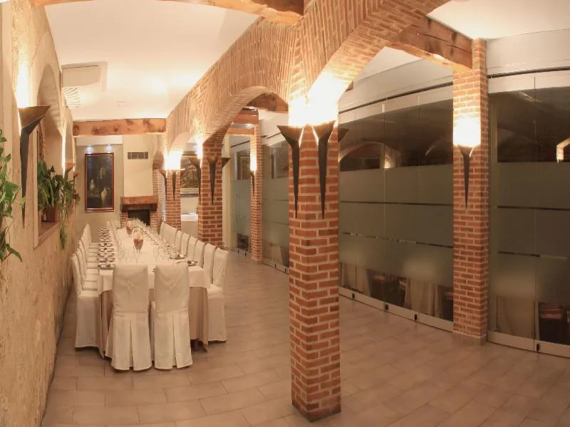 Restaurant, Hotel Venta Magullo, Madrid