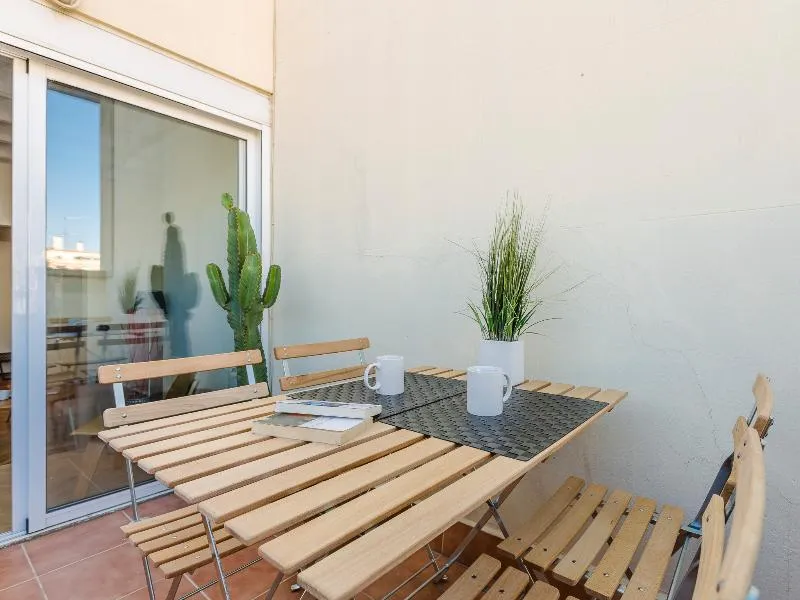 APARTMENT ONE BEDROOM WITH TERRACE Room, Urban District, Barcelona