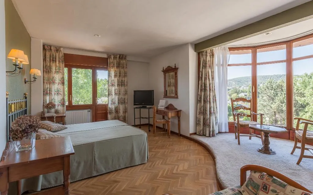 SINGLE STANDARD Room, Las Gacelas, Madrid