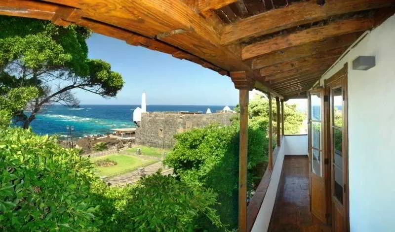 Terrace, Isla Baja Suites, Tenerife