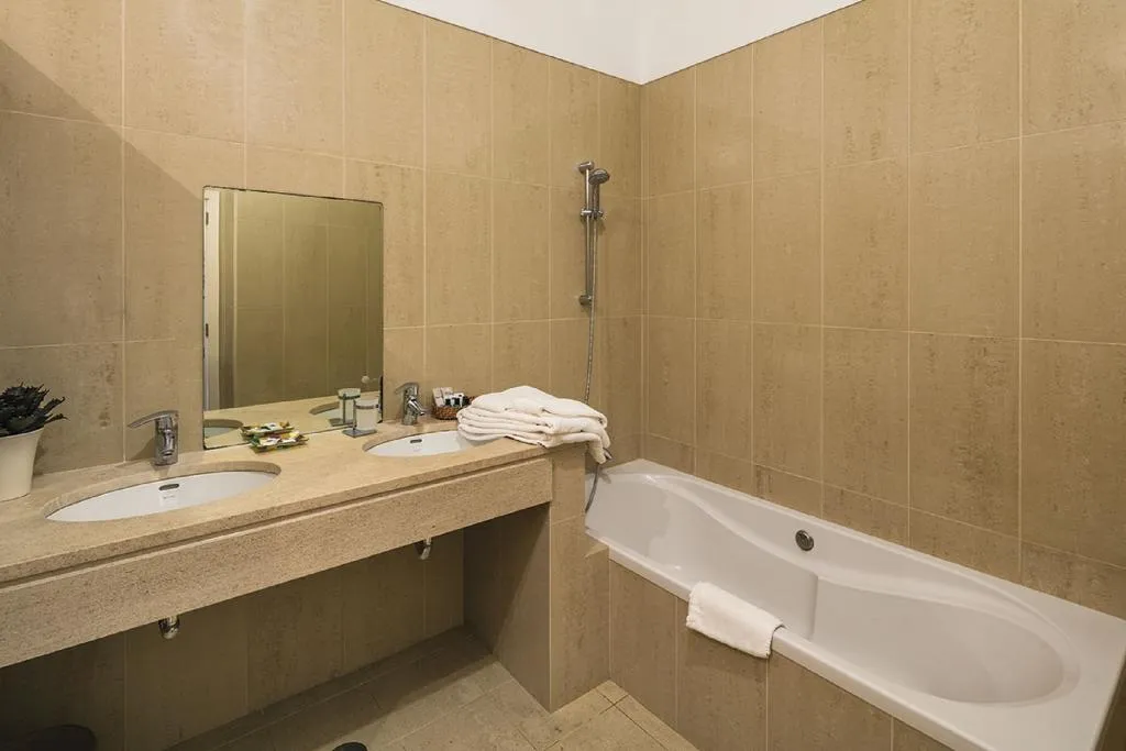VILLA WITH PRIVATE POOL Room, Porto Dona Maria, Algarve