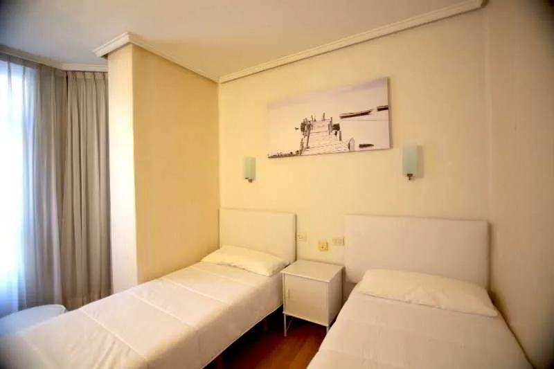 TWIN STANDARD Room, Casual de la Música Valencia, Valencia