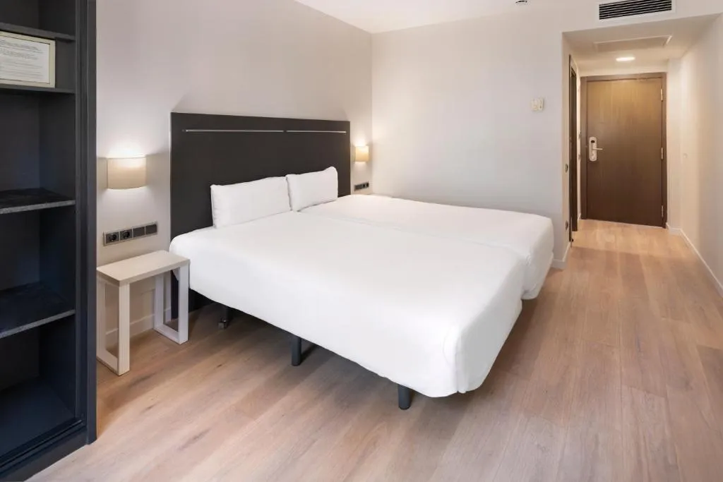 TWIN STANDARD Room, B&B HOTEL Barcelona Rubí, Barcelona