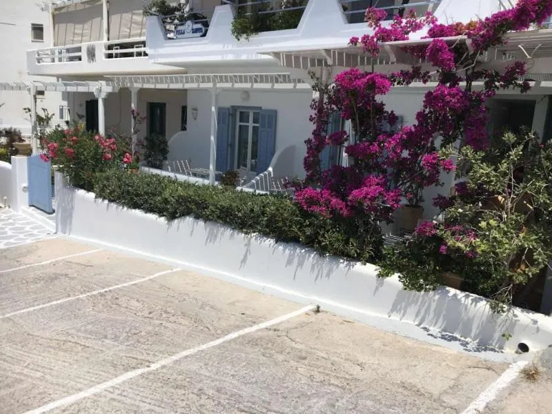 General view, Villa Zampeta Hotel, Santorini