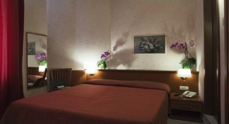 DOUBLE STANDARD Room, Delle Muse, Rome