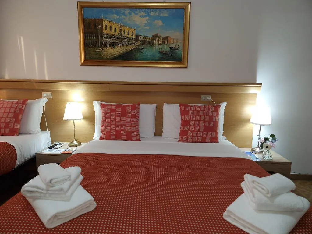 TRIPLE DELUXE Room, Hotel Tito, Venice