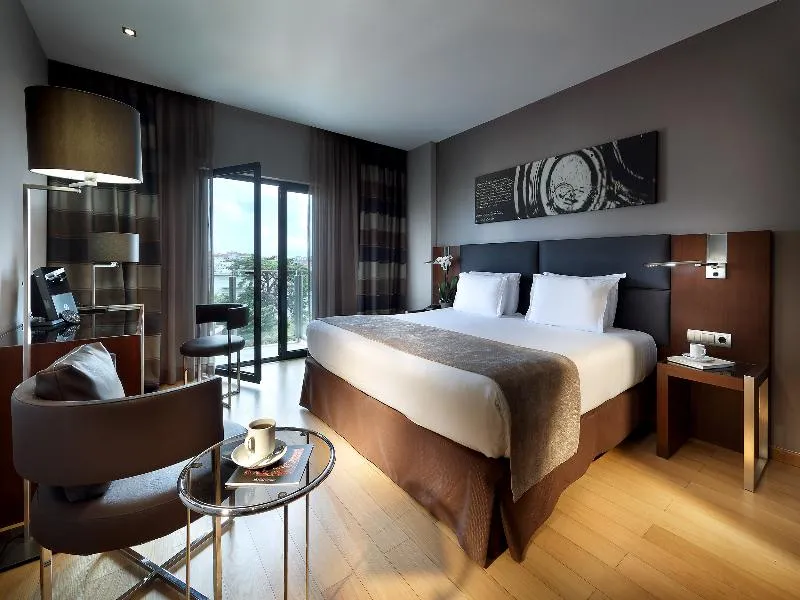 DOUBLE SINGLE USE STANDARD Room, Eurostars das Letras, Lisbon