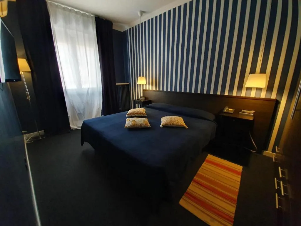 APARTMENT SUPERIOR Room, Residence Pian della Nave, Milan
