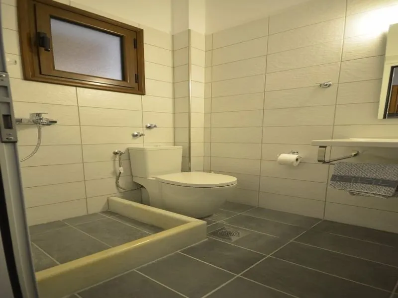 STUDIO STANDARD Room, Irene Apartments and Studios, Agios Gordios, Corfu