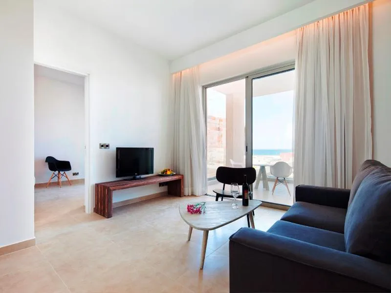 SUITE SEA VIEW ONE BEDROOM Room, Amphora Suites, Cyprus