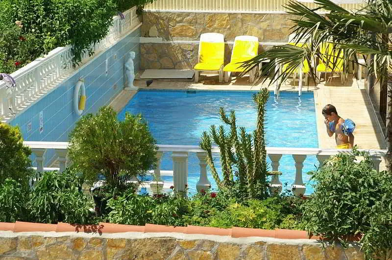 Pool, Evren, Bodrum