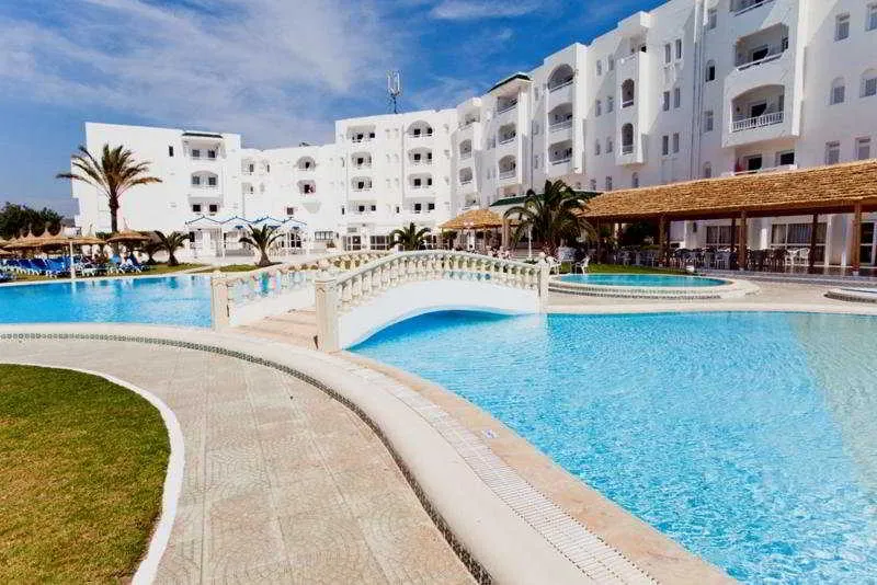 Pool, Le Zenith, Tunisia