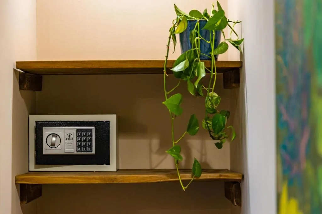 QUADRUPLE STANDARD Room, Borgo Vergini Garden, Naples