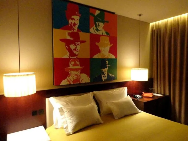 Room, Golden Tulip São João da Madeira, Porto