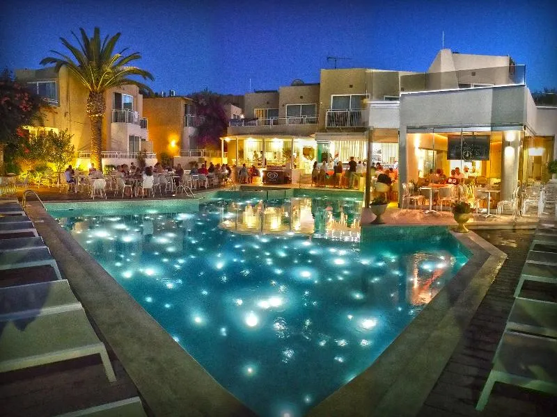 Pool, Nefeli, Corfu