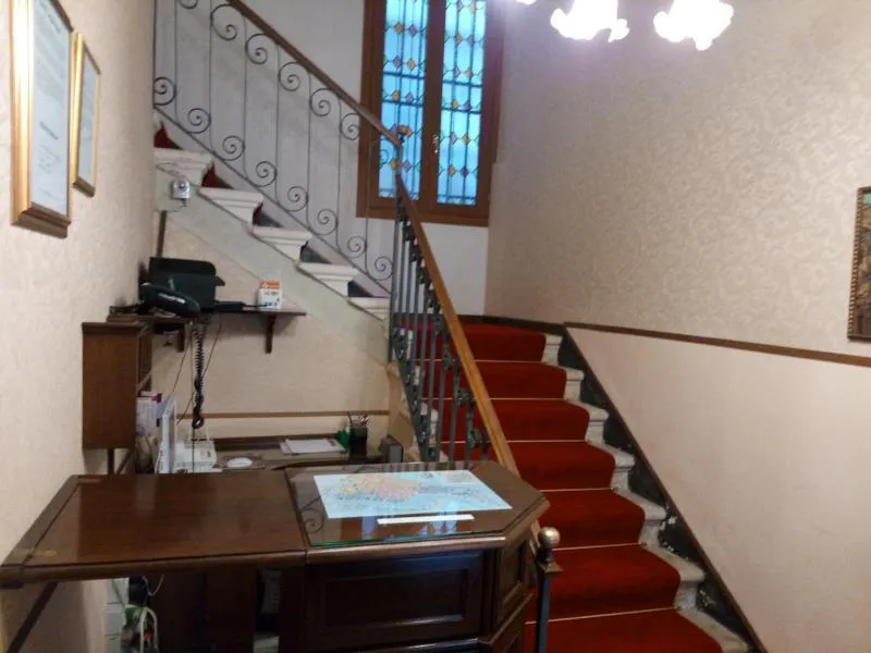Lobby, Alloggi SS. Giovanni e Paolo, Venice