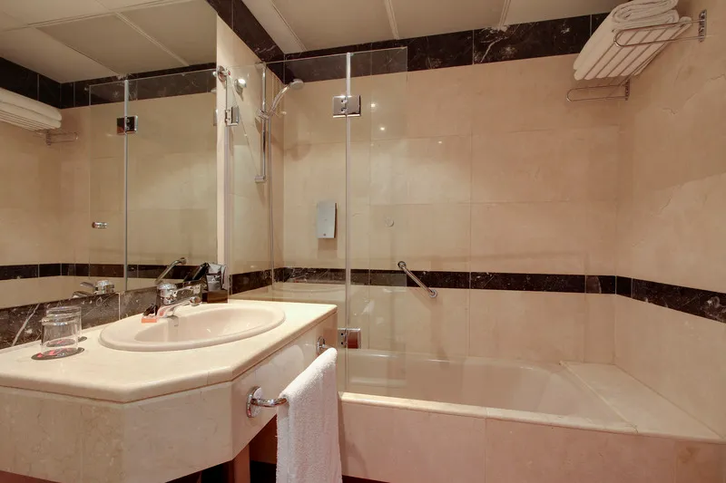 TRIPLE STANDARD Room, 1881 Madrid Ventas Hotel, Madrid