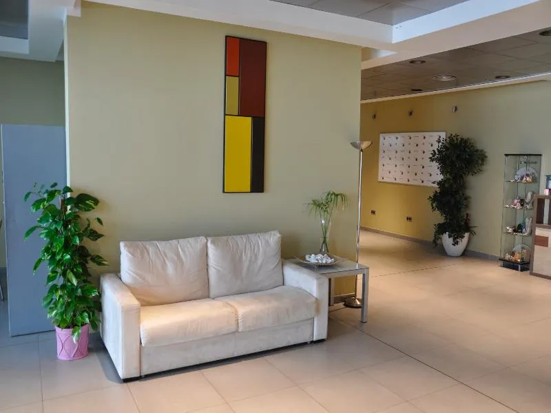 Lobby, Bag, Valencia