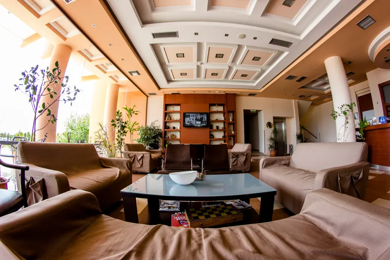 Lobby, Perinthos, Halkidiki