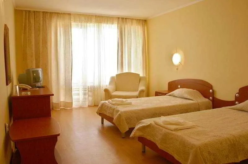 Room, Alen Mak 7, Varna
