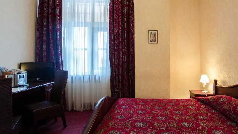 Room, Monte Kristo, Riga