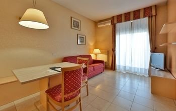 Atahotel Quark Due Residence, Milan