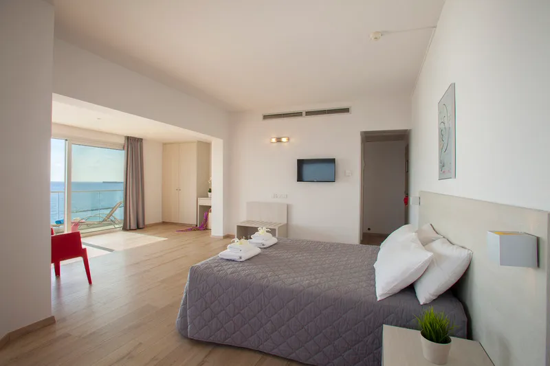 FAMILY ROOM SEA VIEW Room, Harmony Bay, Cyprus