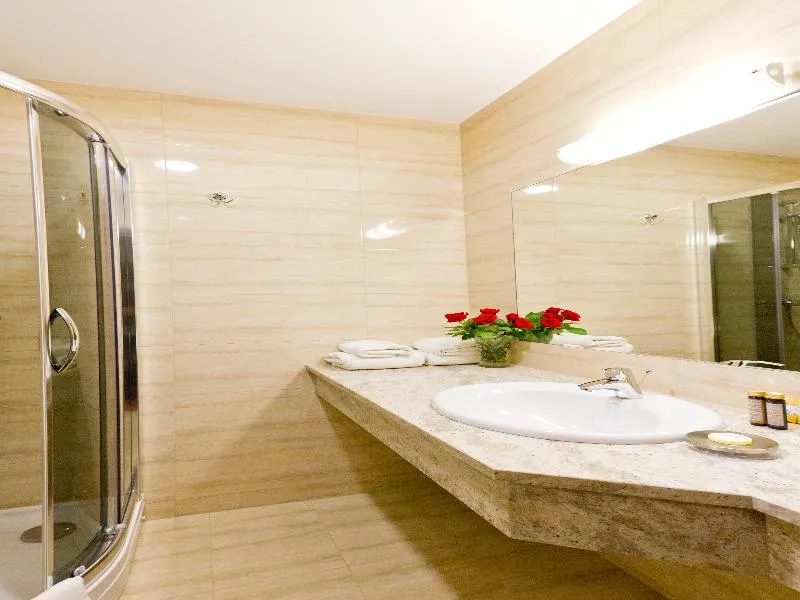 TWIN STANDARD Room, Columbus, Krakow