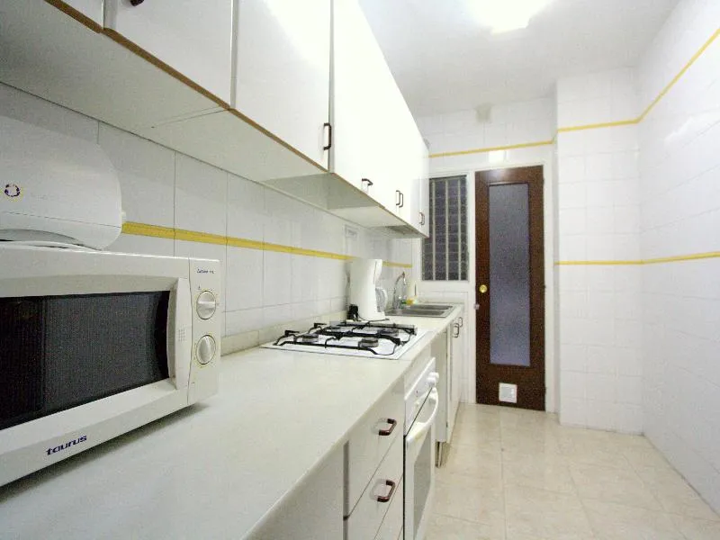 APARTMENT CAPACITY 9 FOUR BEDROOMS Room, Charm Apartments BCN, Barcelona
