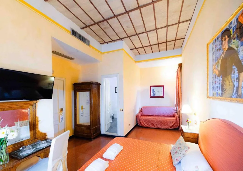QUADRUPLE STANDARD Room, Casa de' Fiori Biscione, Rome