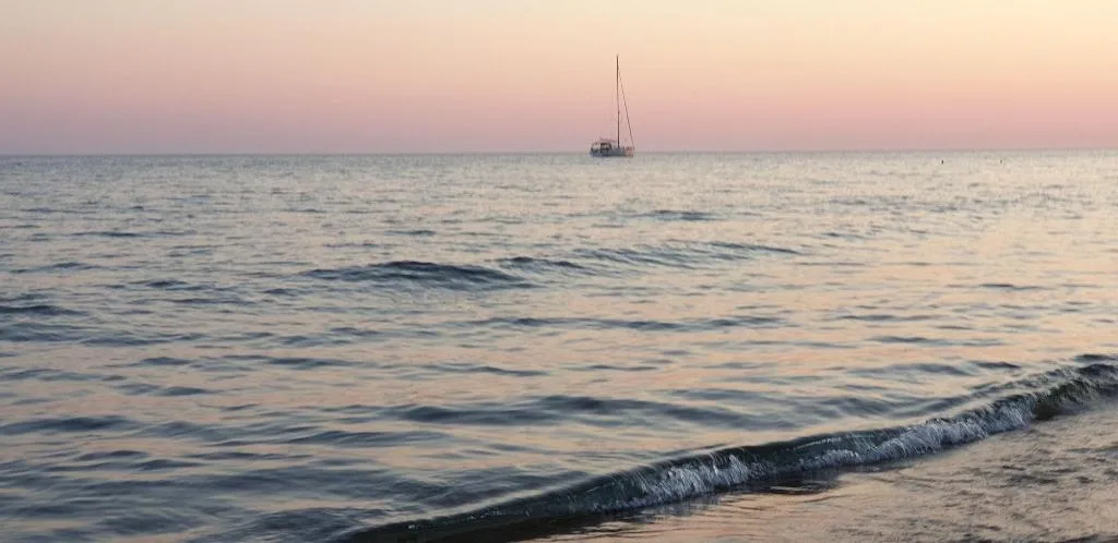 Beach, Pierhouse Hotel In Gouvia, Corfu