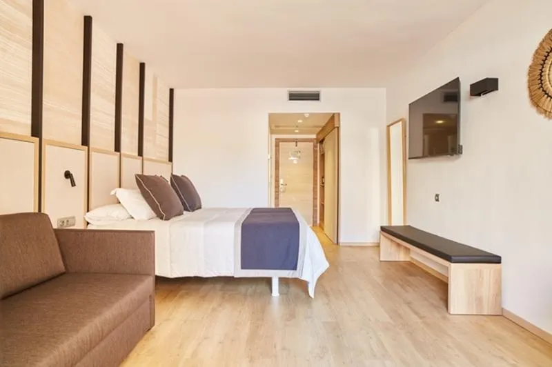 Double or Twin POOL VIEW Room, Invisa Hotel Club Cala Blanca, Ibiza