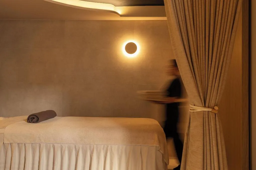 Sports and Entertainment, Medley Conceptual Living & Spa, Athens