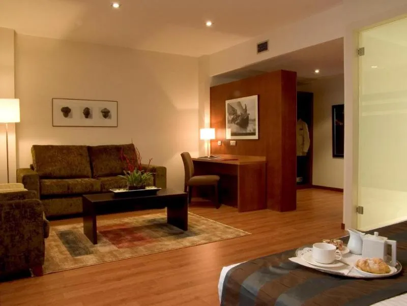 FAMILY ROOM STANDARD Room, Xon's Valencia, Valencia