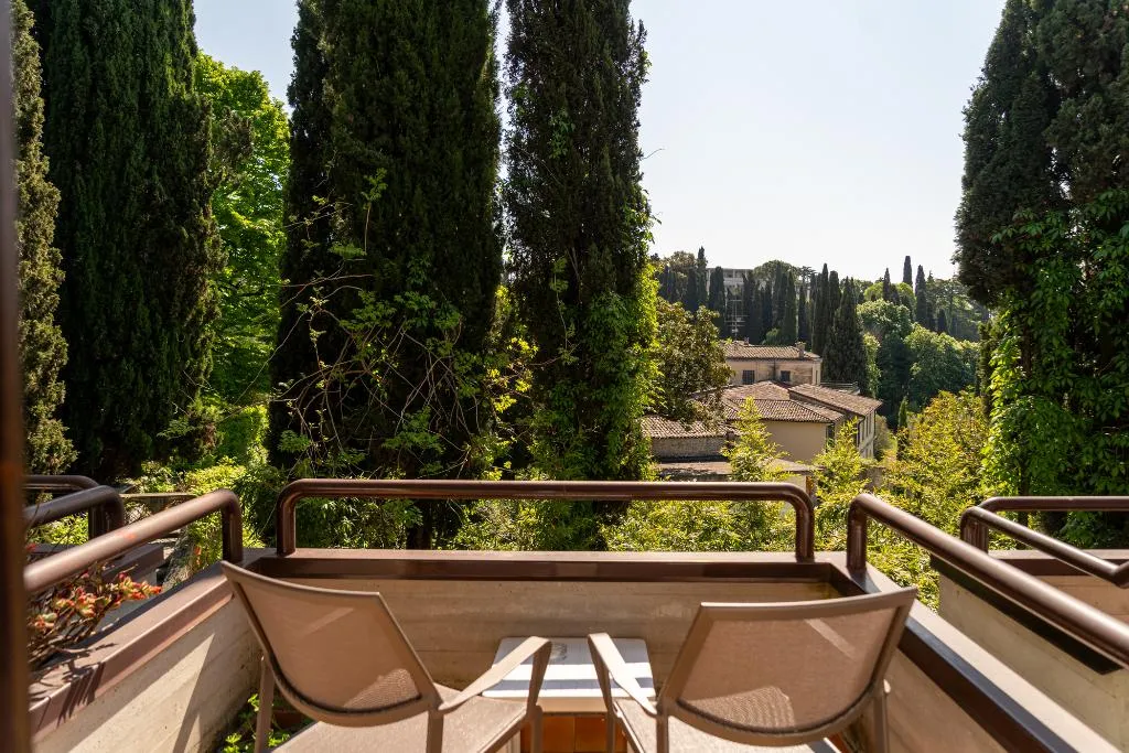 Double or Twin CLASSIC WITH BALCONY Room, Hotel Désirée by Double Hospitality, Milan