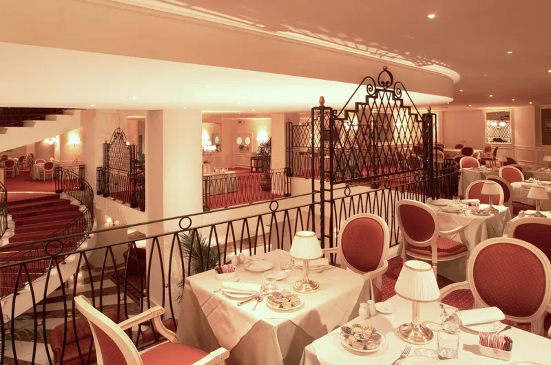 Restaurant, Grand Hotel Barone Di Sassj, Milan